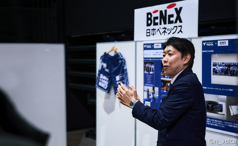 長崎空港広告2F出発ロビー