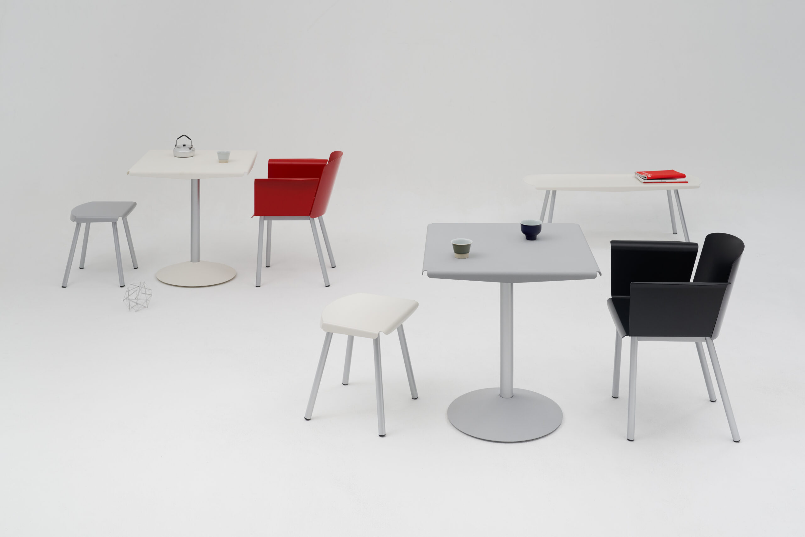 KUO DUO（クオデュオ）デザインによるアルミの軽やかさと職人技が融合